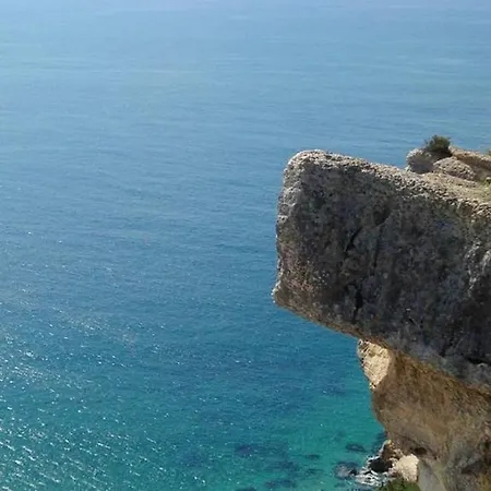 One Bedroom At 500 M Away From The Nazaré