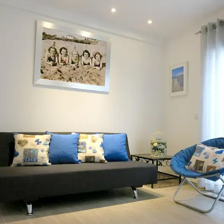 One Bedroom At 500 M Away From The Apartment